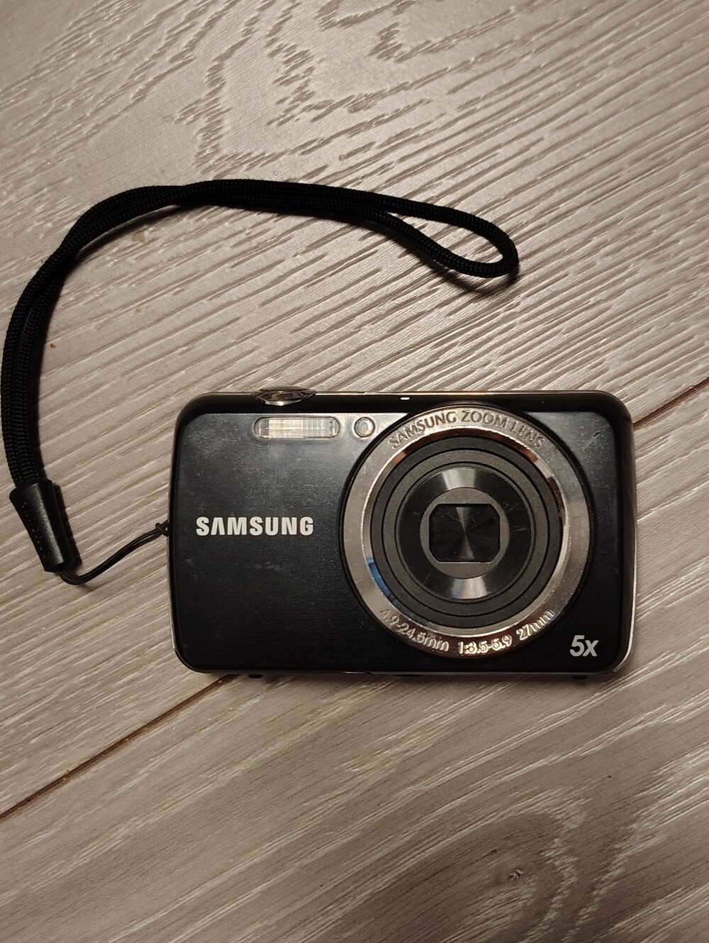 Samsung Black Compact Digital Camera with Wrist Strap
